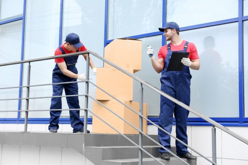 London street access for a removal van service